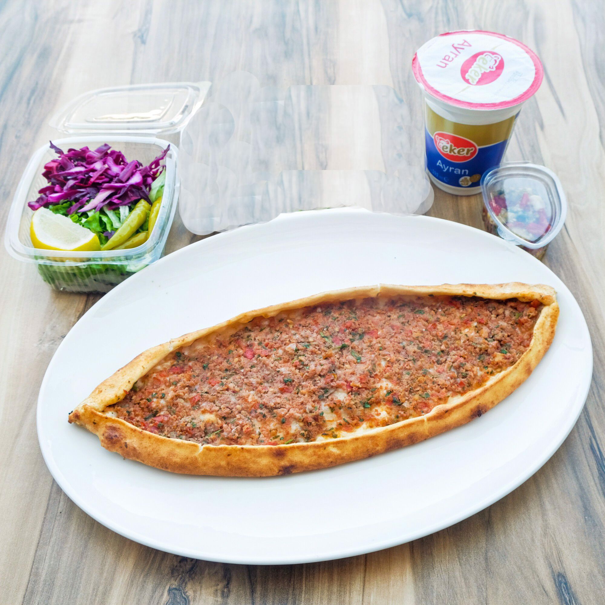 Kaşarlı Yumurtalı Pide Menü
